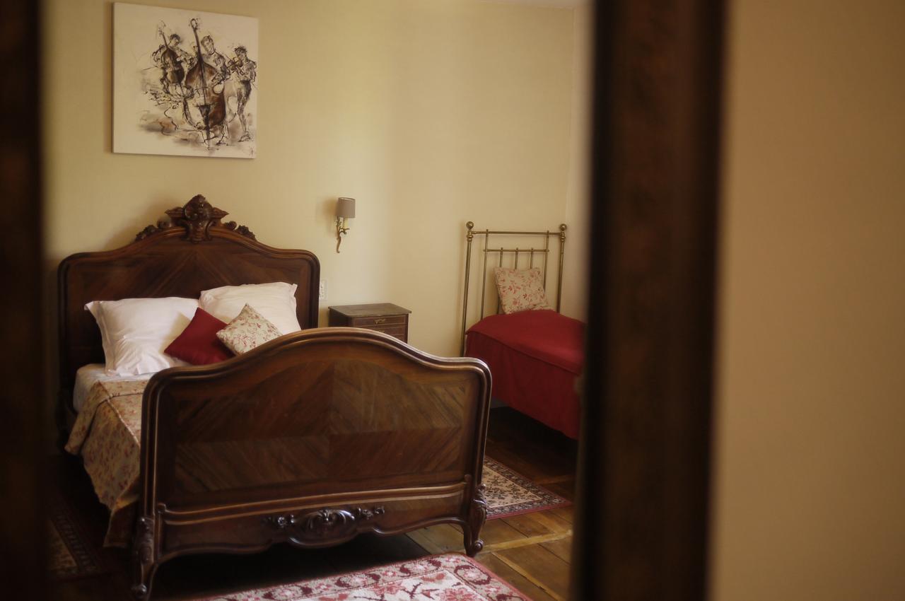 Bed and Breakfast Domaine De Puytirel Champagne-et-Fontaine Экстерьер фото